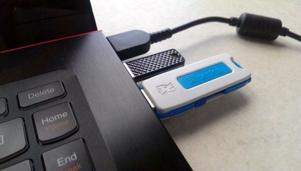 بررسی علت کار نکردن پورت USB لپ تاپ